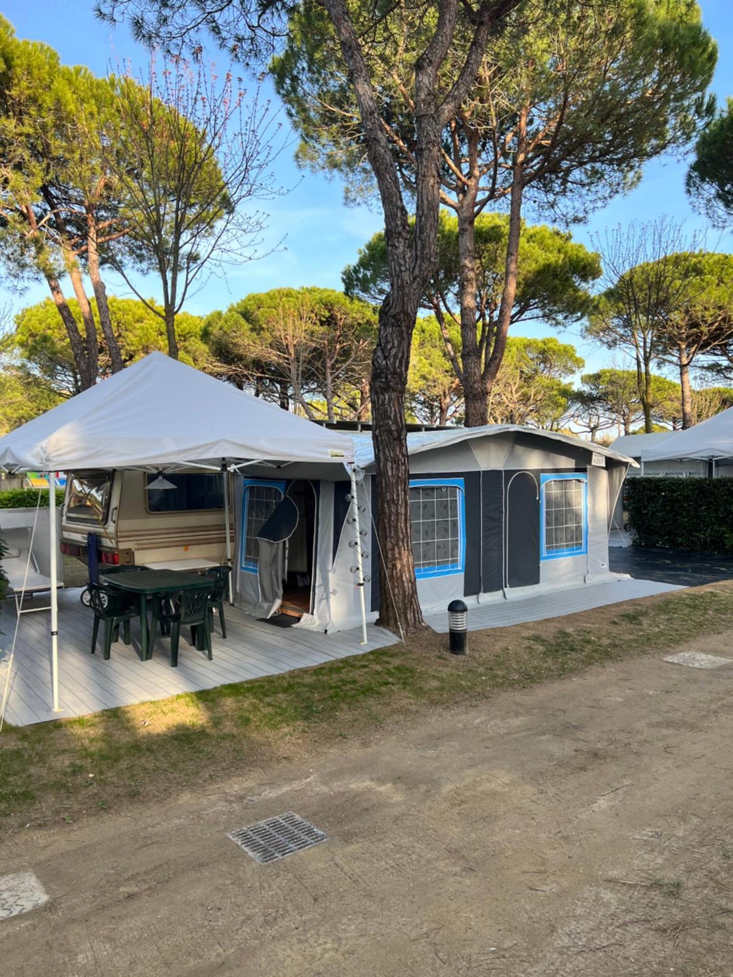 Caravan Cavallino - Valentini In Campeggio Union Lido Buitenkant foto