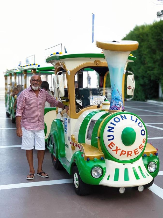 Caravan Cavallino - Valentini In Campeggio Union Lido Buitenkant foto